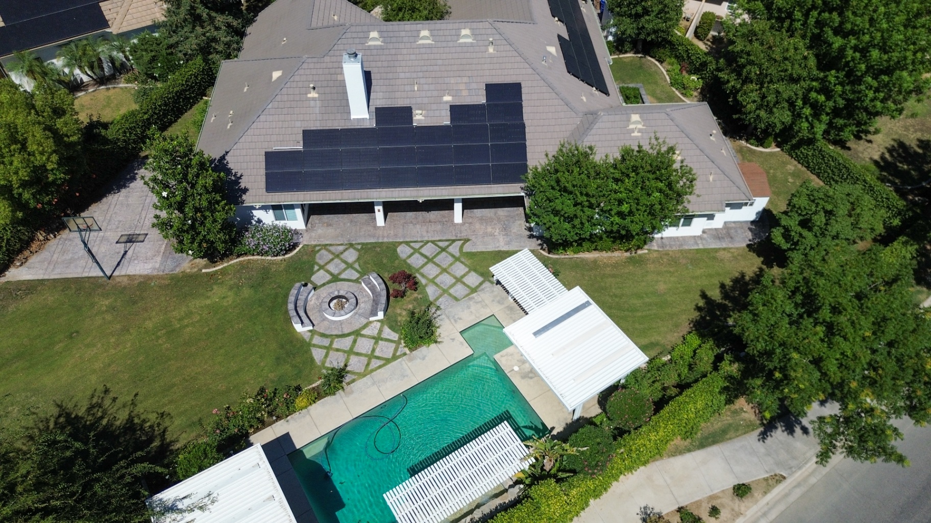 2911 Ragland Ct — 15-aerial-pool-top.jpg