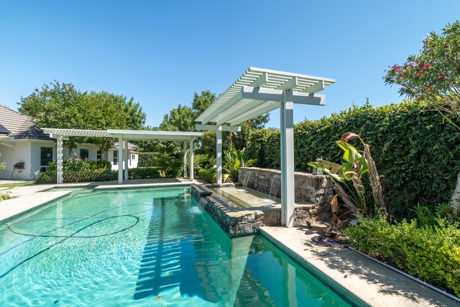 2911 Ragland Ct — 05-pool-pergola.jpg